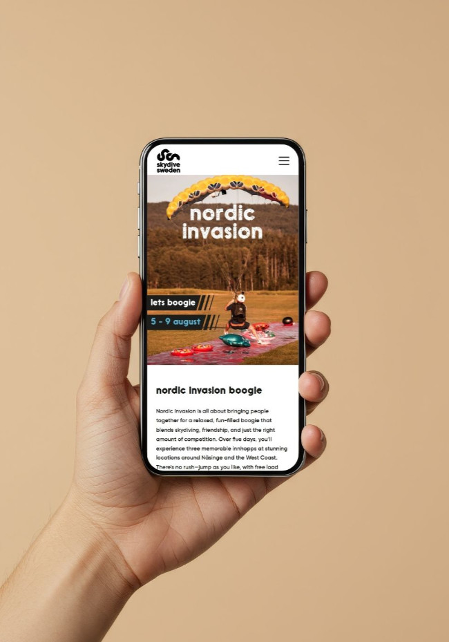 Mobilmockup som visar en av eventsidorna från Skydive Swedens webbplats.